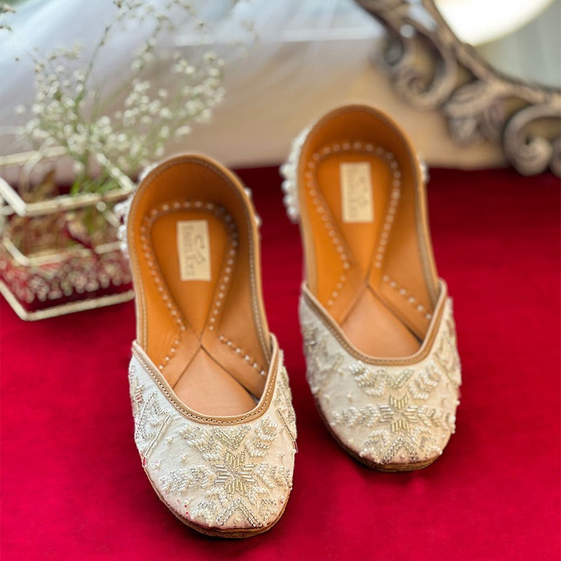 Snowflake (Ivory) - TinselToes